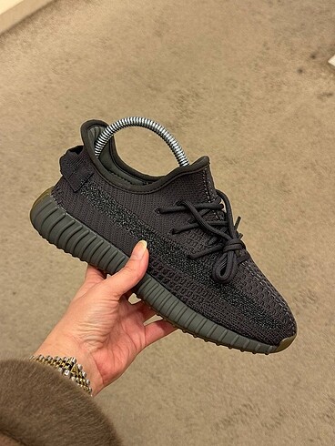 37 Beden çeşitli Renk Yeezy ithal