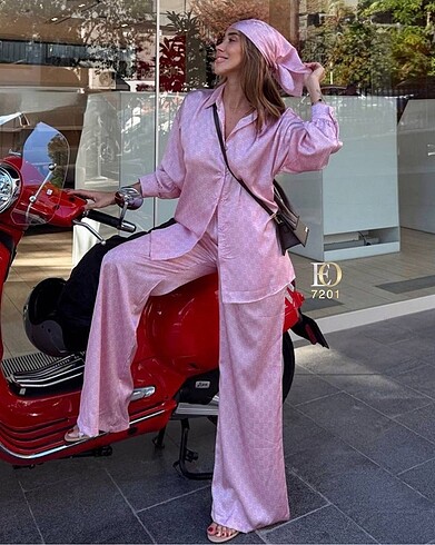 Gucci ikili saten takım