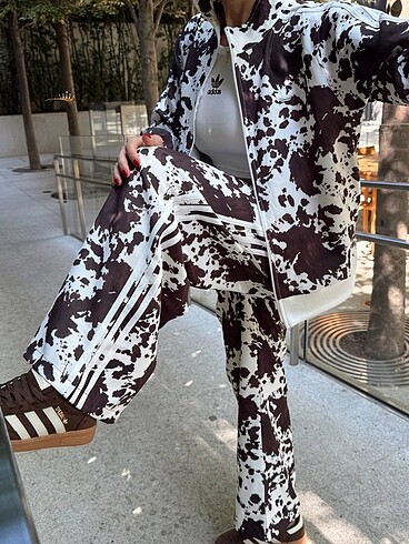 Adidas ayakkabı eşofman takımı - Görsel 2