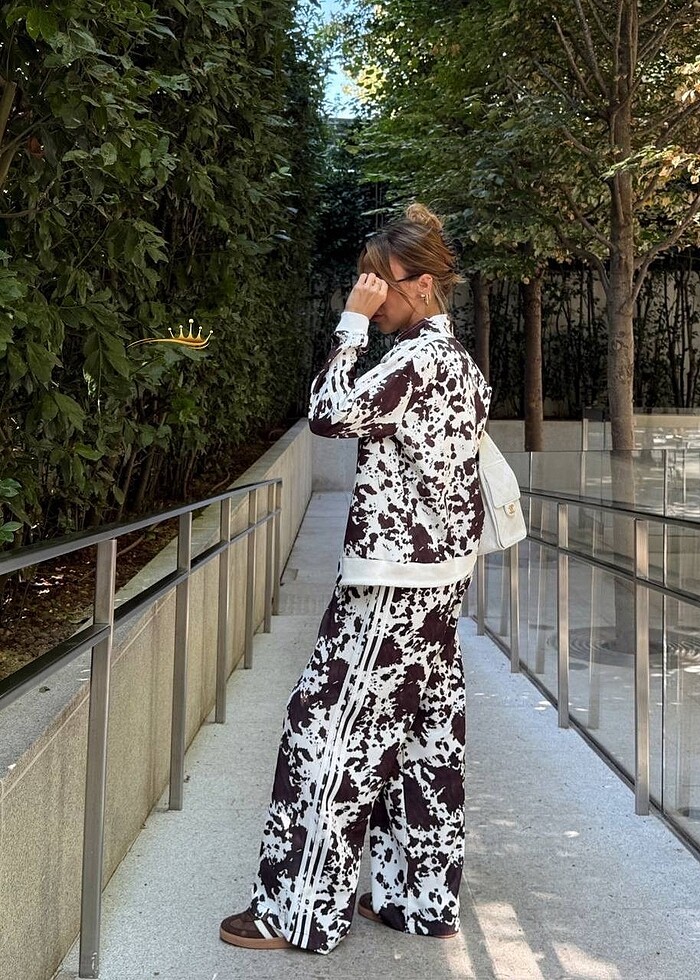 Adidas ayakkabı eşofman takımı - Görsel 3