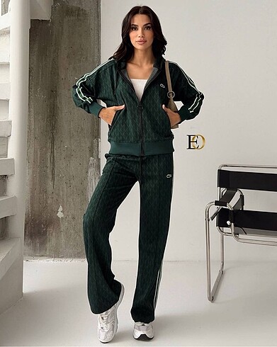 Lacoste eşofman takılı - Görsel 3