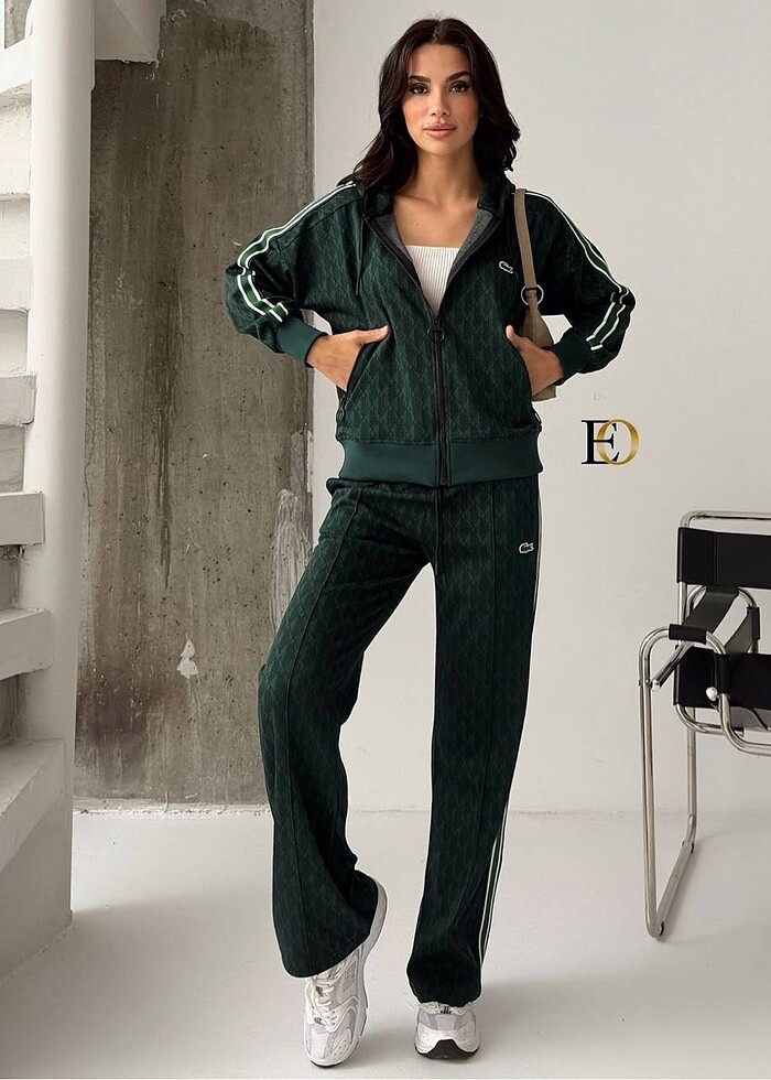 Lacoste eşofman takılı - Görsel 3