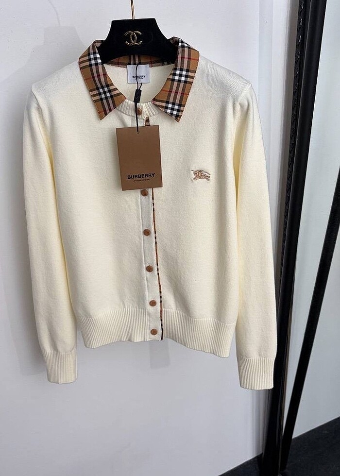 Burberry Hırka — görsel 4/6