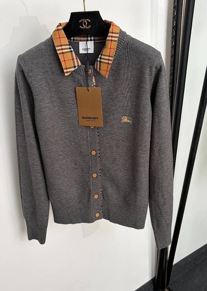 Burberry Hırka — görsel 2/6