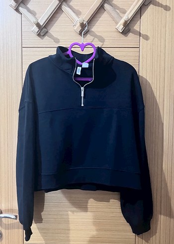 Fermuarlı Siyah Yüksek Yakalı Sweatshirt