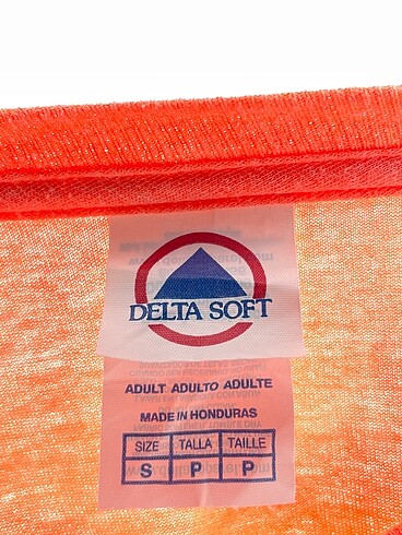s Beden pembe Renk Delta T-shirt %70 İndirimli.