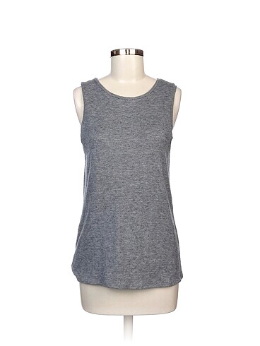 Zara T-shirt %70 İndirimli.