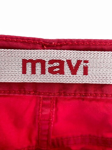 28 Beden kırmızı Renk Mavi Jeans Jean / Kot Şort %70 İndirimli.
