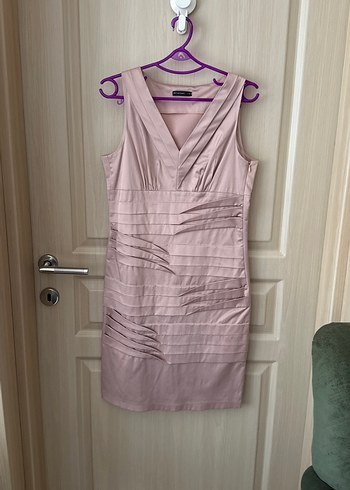 V Yaka Pilili Pembe Midi Elbise