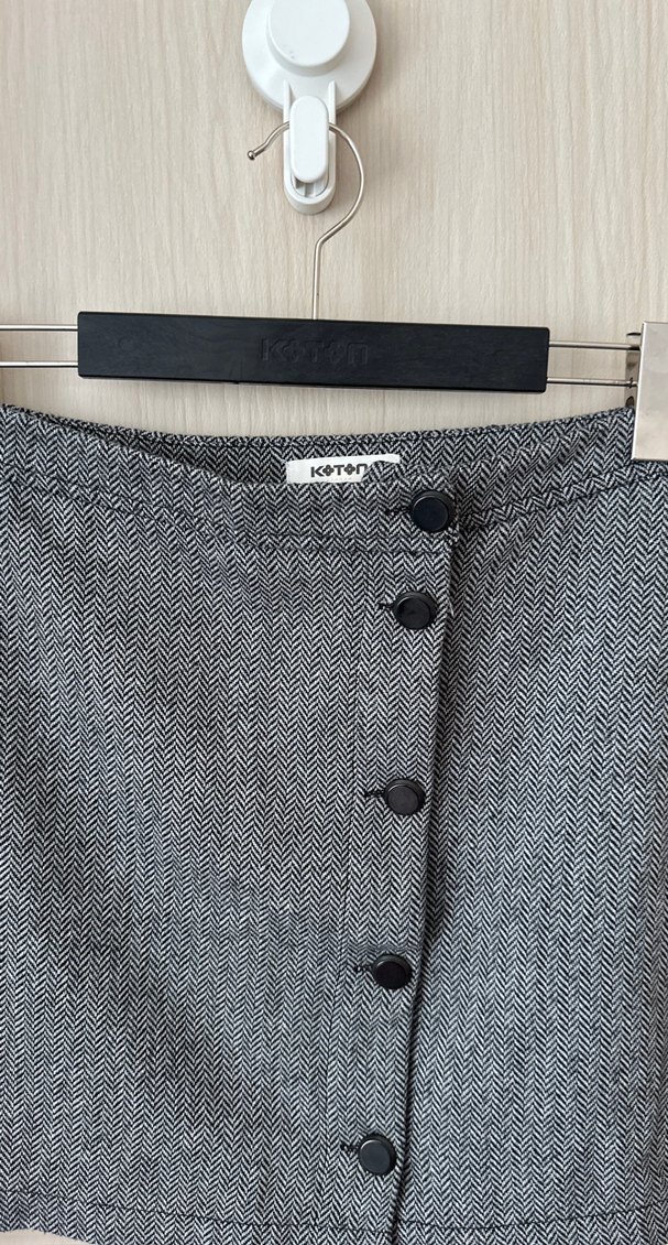Düğmeli Gri Mini Etek - Görsel 2
