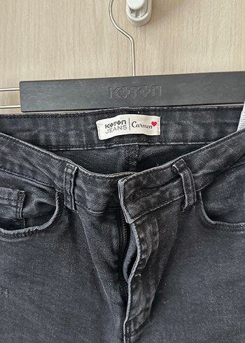 Siyah Kadın Dar Kesim Midi Denim Pantolon - Görsel 4