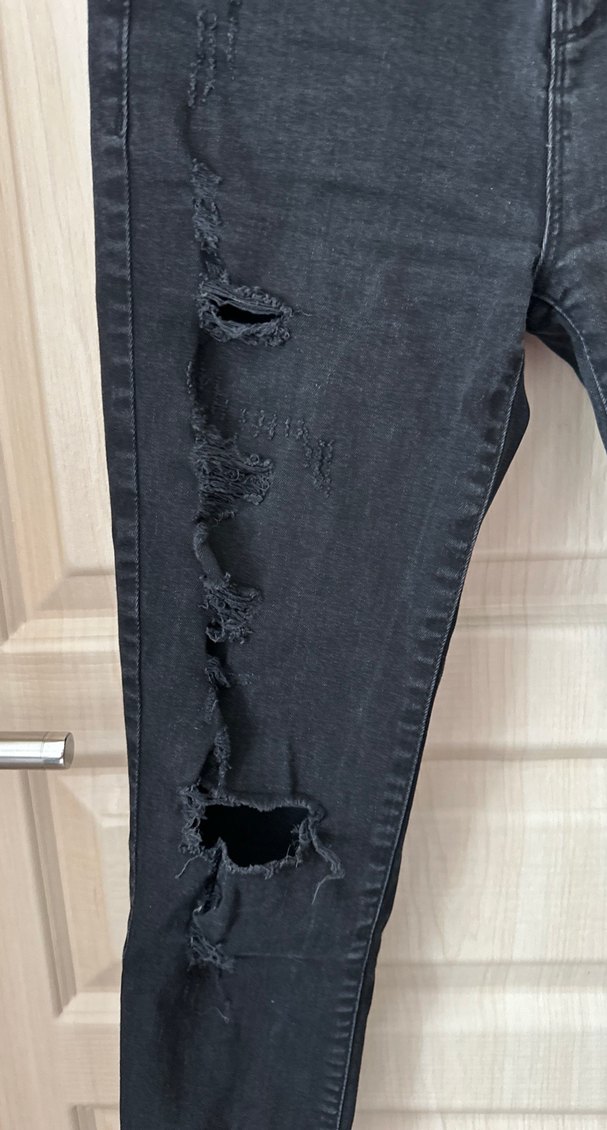 Siyah Kadın Dar Kesim Midi Denim Pantolon - Görsel 2