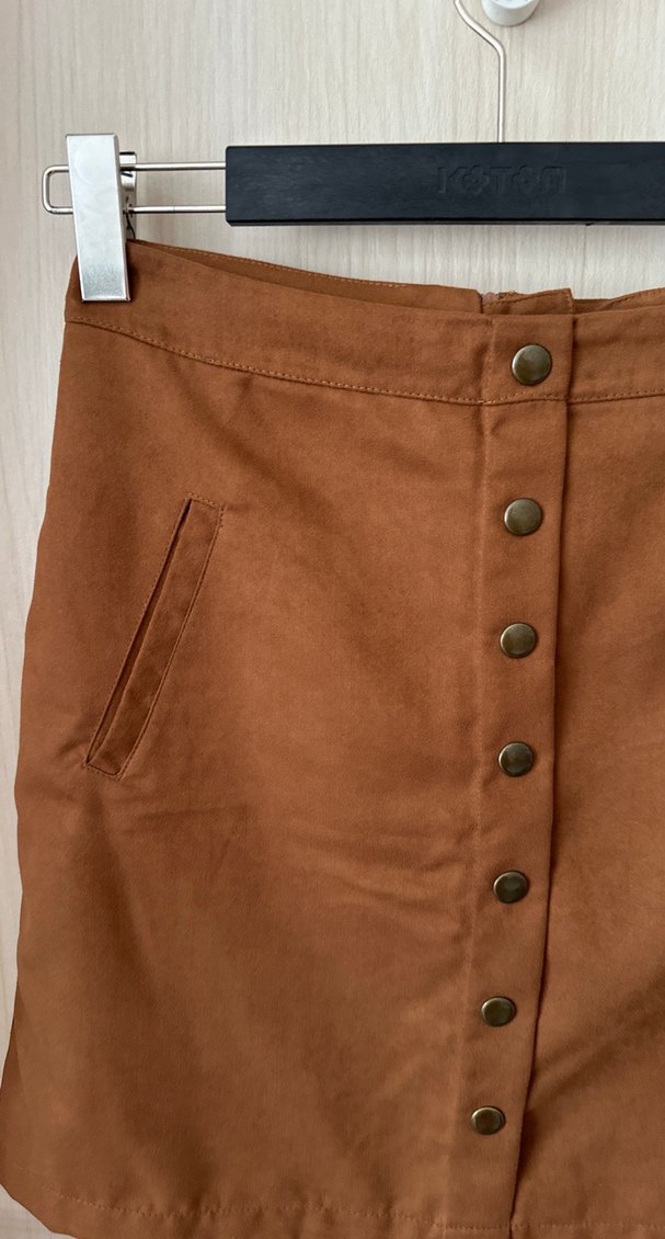 Düğmeli Kahverengi Süet Mini Etek - Görsel 2
