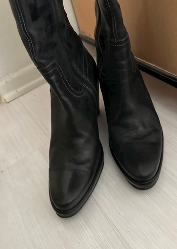 40 Beden siyah Renk Kadın Siyah Deri Dolgu Topuklu Dizüstü Çizme