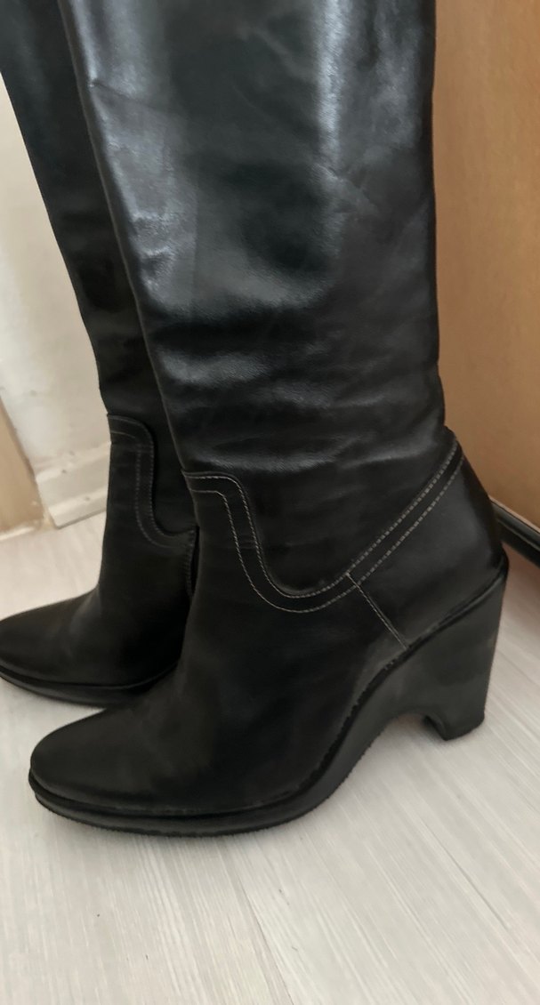 Kadın Siyah Deri Dolgu Topuklu Dizüstü Çizme - Görsel 3