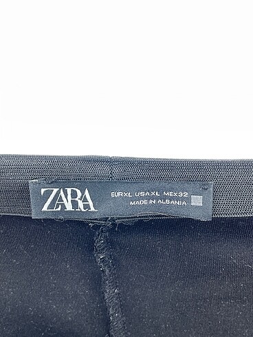 xl Beden siyah Renk Zara Düz Kesim %70 İndirimli.