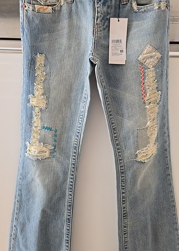 26 Beden mavi Renk Nakışlı, Gevşek Kesim Mavi Denim Pantolon 26/33 beden