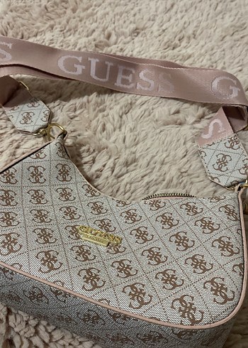 Guess Bej Desenli Kadın Suni Kumaş Omuz Çantası