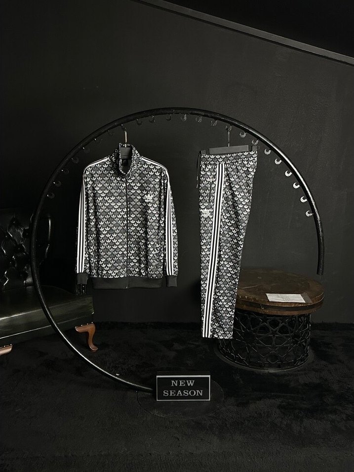 ADİDAS MONOGRAM EŞOFMAN TAKIM - Görsel 3