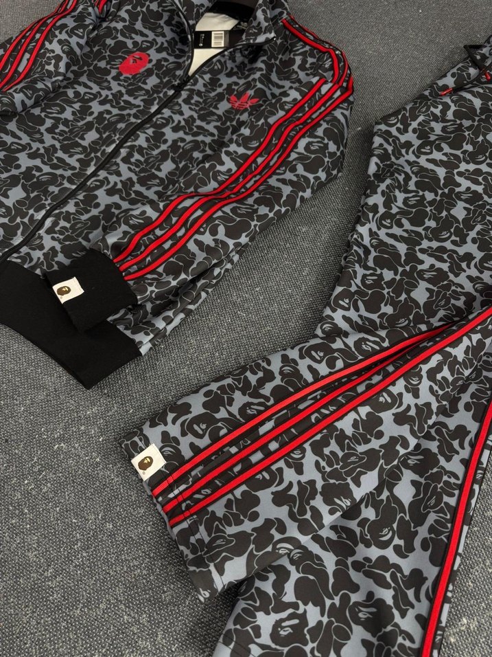 ADİDAS X BAPE EŞOFMAN TAKIM - Görsel 3