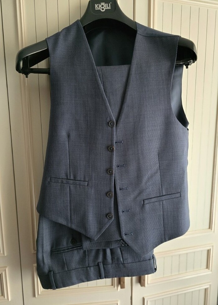 Erkek yelekli takım elbise - Görsel 4