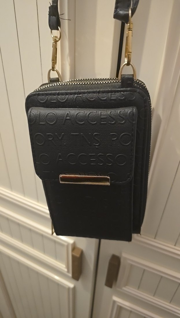 Kemer Tokalı Siyah Deri Kadın Çapraz Çanta - Görsel 2