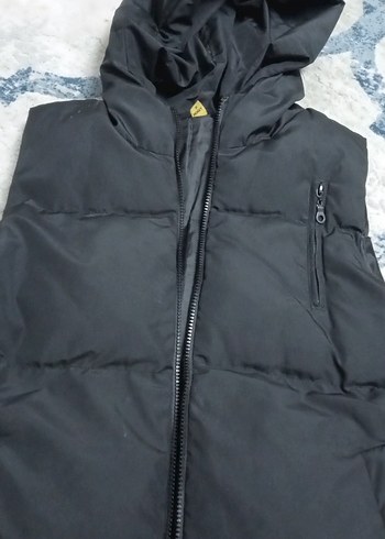 Kadın Siyah Kapüşonlu Fermuarlı Yelek - Görsel 2