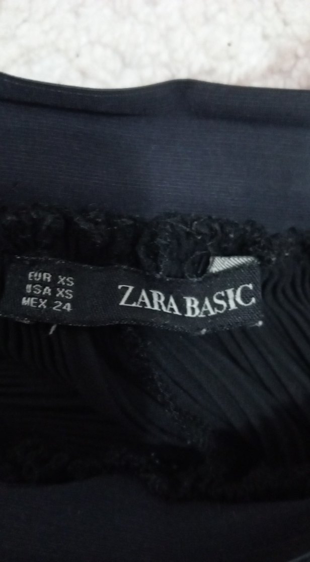 Kadın Siyah Piliseli Geniş Kesim Pantolon - Görsel 3