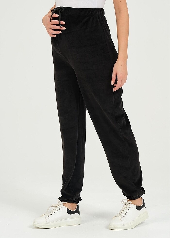 EMZİRME DETAYLI HAMİLE KADİFE TAKIM - Görsel 3