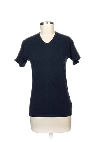 Calvin Klein T-shirt %70 İndirimli.