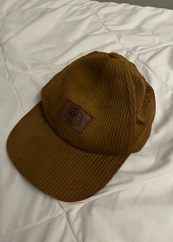 Kadın Kahverengi Kadife Pliseli Şapka - Görsel 4