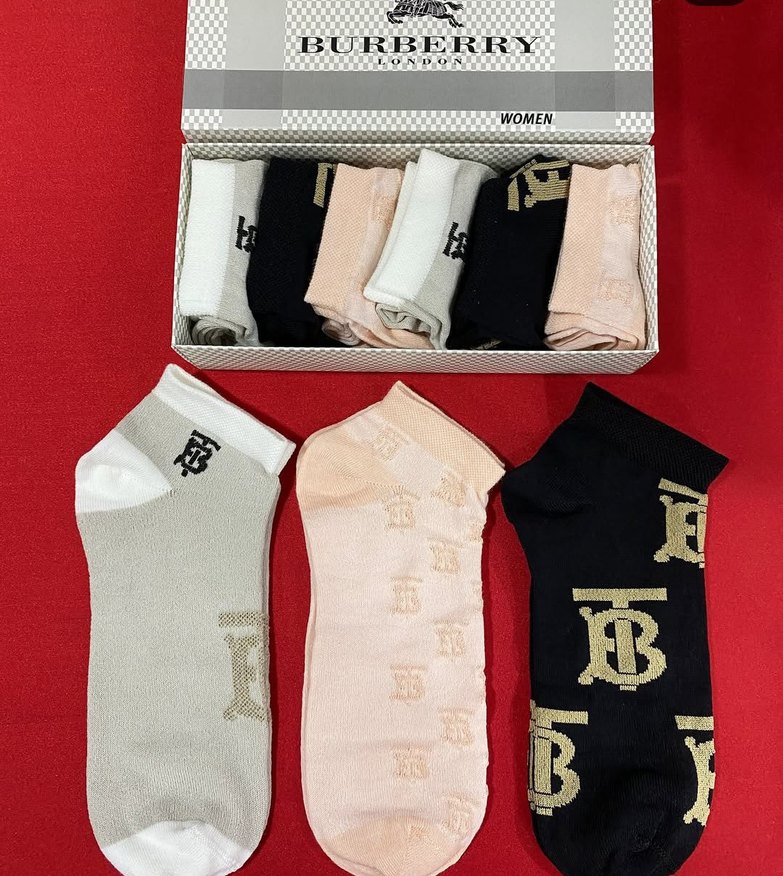 Victoria's Secret Renkli Mini Çorap Seti - Görsel 2