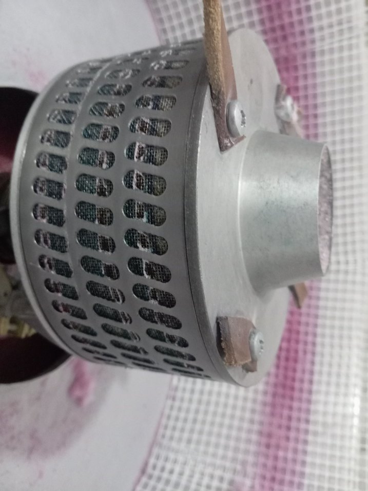 Beyaz Renkli Pamuk Şeker Makinesi - Görsel 2