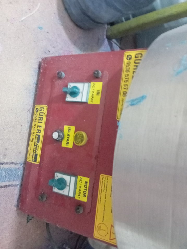 Beyaz Renkli Pamuk Şeker Makinesi - Görsel 4