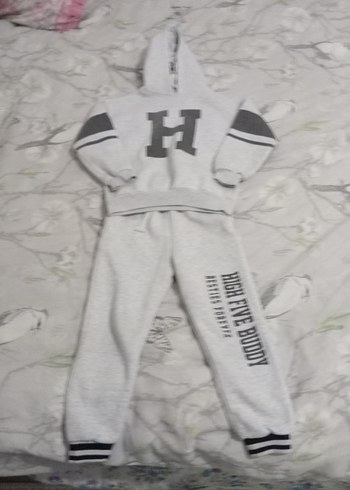 Gri Kapüşonlu Erkek Çocuk Eşofman Takımı - Görsel 6