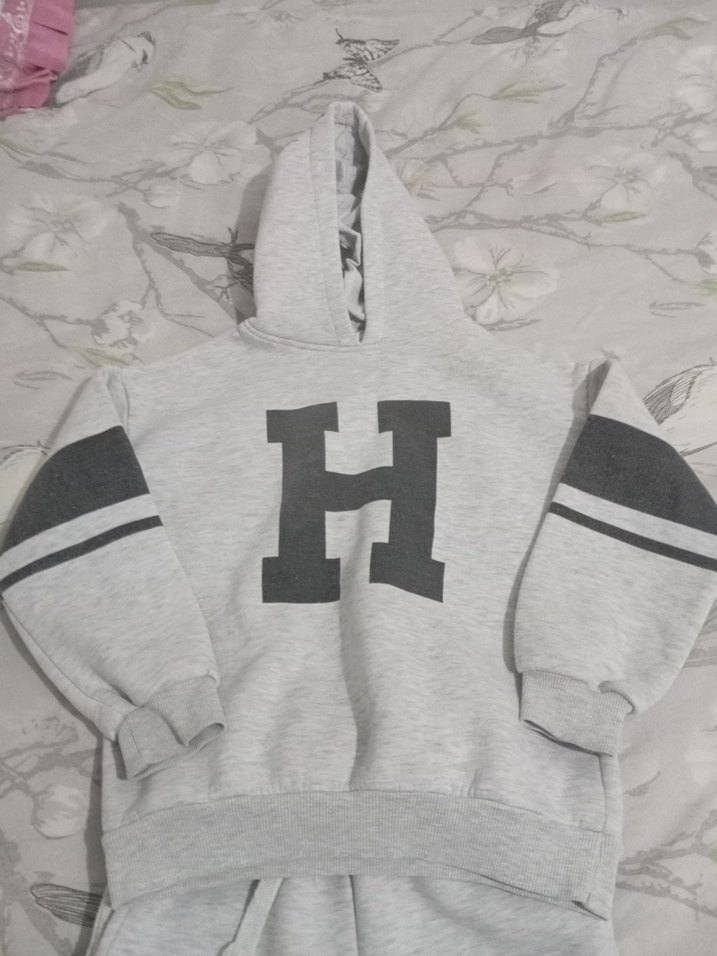 Gri Kapüşonlu Erkek Çocuk Eşofman Takımı - Görsel 4