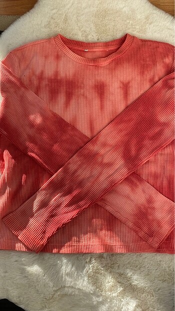 Batik desenli uzun kollu crop üst