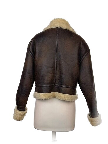 m Beden Zara Mont %70 İndirimli.