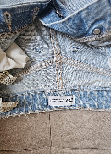 32 Beden mavi Renk Zara düz jean