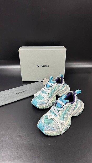 Balenciaga Kadın Sneaker