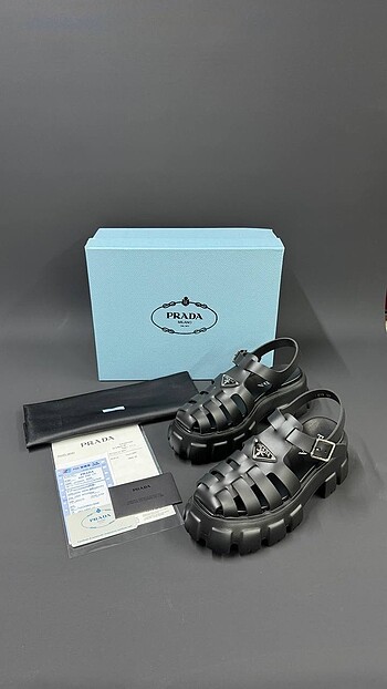 Prada Sandalet