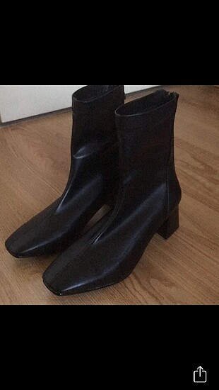 Stradivarius model Kadın Bot