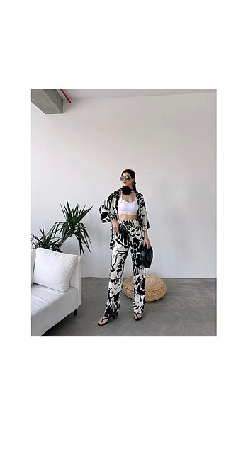 Desenli kimono ve pantolon takım