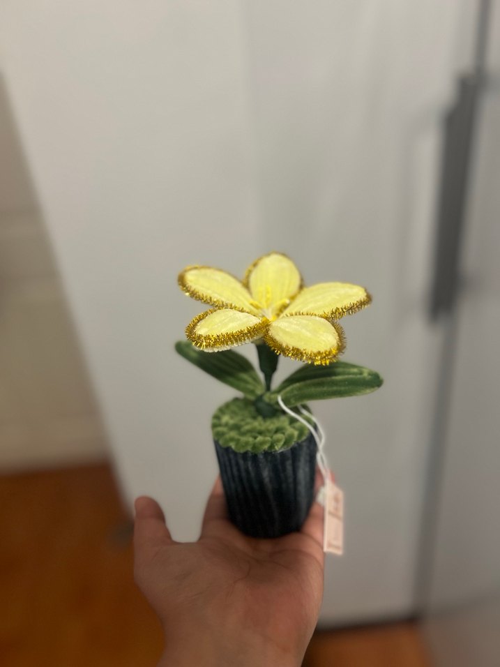 Sarı Renkli Peluş Çiçek - Görsel 2