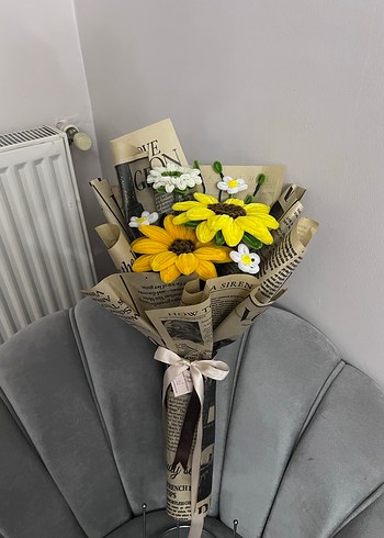 Gazete Kağıdında Ayçiçek Buketi. Açıklamaya bak - Görsel 4