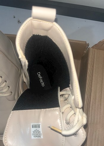 Beyaz Deri Platform Topuklu Kadın Bot - Görsel 4