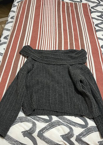 Gri Kayık Yaka Örgü Kadın Kazak - Görsel 2