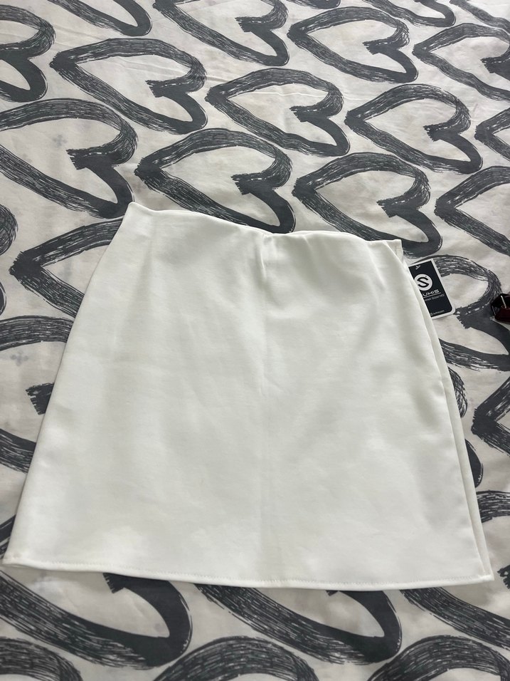 Beyaz mini etek - Görsel 4