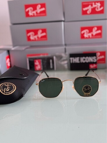 Rayban 3025