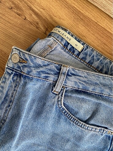 Wide leg jean
